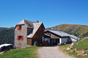 FERME AUBERGE SCHIESSROTH EXTERIEUR.jpg